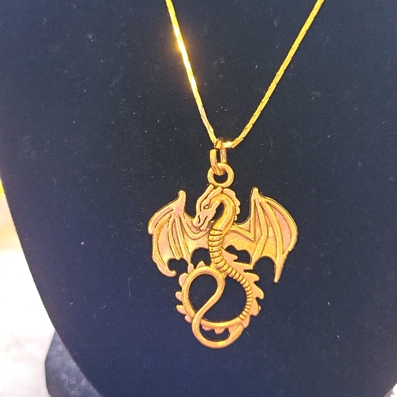 roses_garden Jewelry - 5 FOR $25 Gold Flying Dragon Pendant Necklace NWT